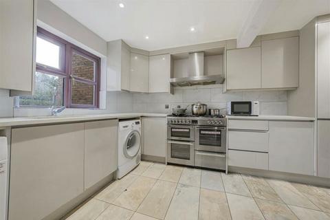 3 bedroom terraced house for sale, Beaumont Place, Isleworth, ., TW7 7LB