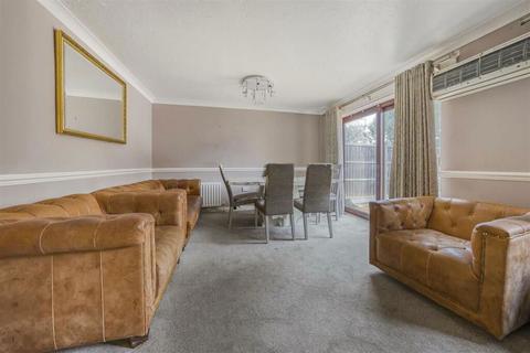 3 bedroom terraced house for sale, Beaumont Place, Isleworth, ., TW7 7LB