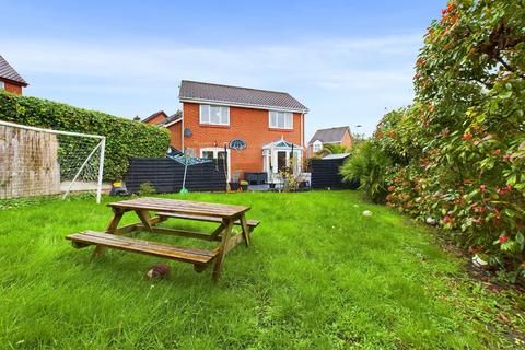 4 bedroom detached house for sale, Dogwood Road, Broadstone, Dorset, BH18