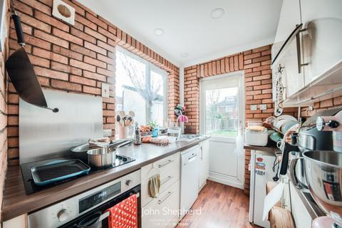 3 bedroom semi-detached house for sale, Malcolm Road, Shirley, Solihull, West Midlands, B90