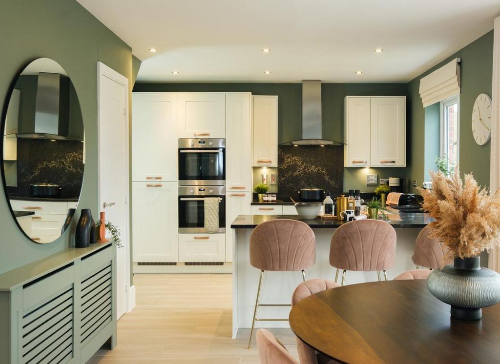 Kitchen / Dining Area