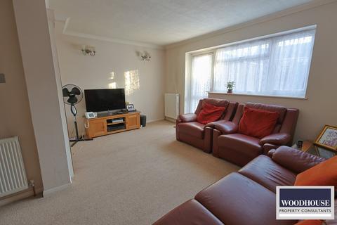 3 bedroom terraced house for sale, Park Lane, Waltham Cross EN8