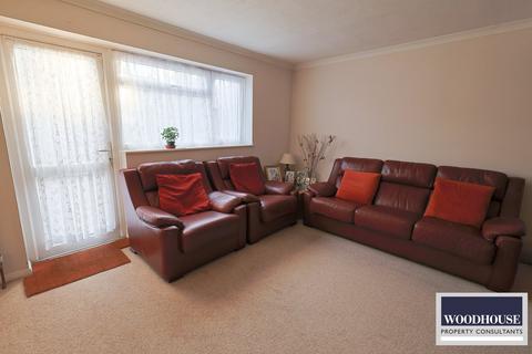 3 bedroom terraced house for sale, Park Lane, Waltham Cross EN8