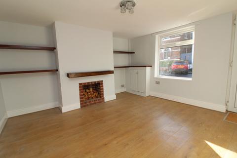 2 bedroom terraced house to rent, Sutton On Hull, HU7 4TG