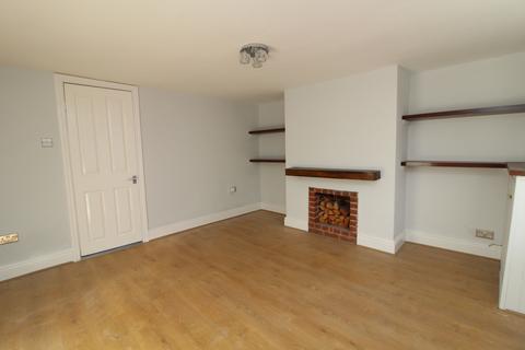 2 bedroom terraced house to rent, Sutton On Hull, HU7 4TG