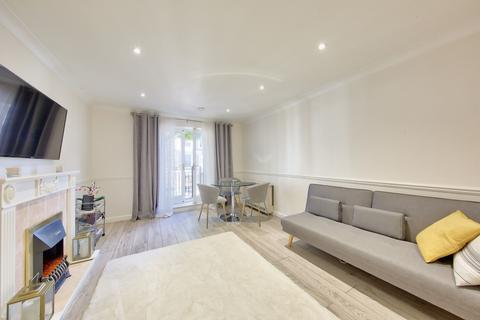 1 bedroom flat to rent, RUSSELL ROAD, Kensington, London, W14