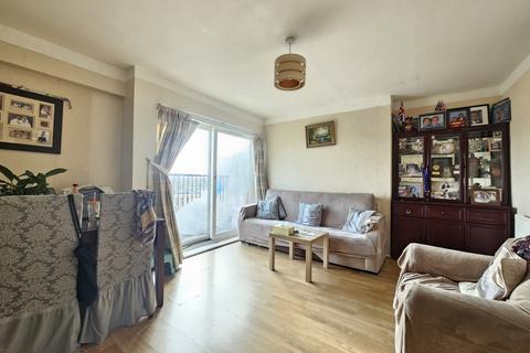 2 bedroom flat for sale, Gorefield House, Canterbury Road, Kilburn, NW6