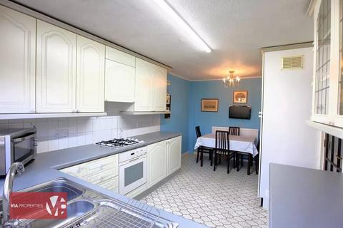 20 Cowles, Cheshunt, Waltham Cross, EN7 6HA