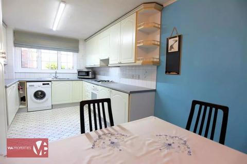 20 Cowles, Cheshunt, Waltham Cross, EN7 6HA