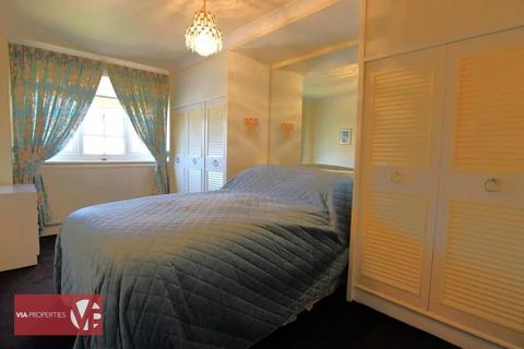 20 Cowles, Cheshunt, Waltham Cross, EN7 6HA