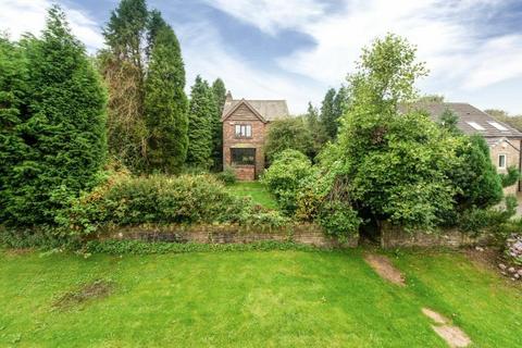 4 bedroom detached house to rent, Crow Edge, Sheffield, South Yorkshire, S36