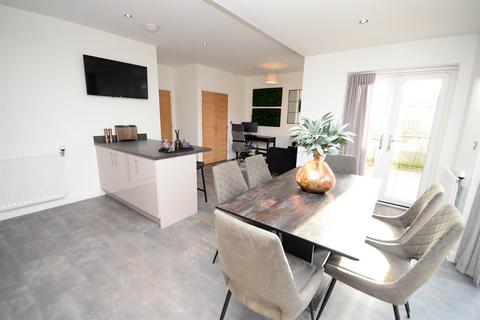41 Aspen Close, Birtley, Chester Le Street, DH3 1FE