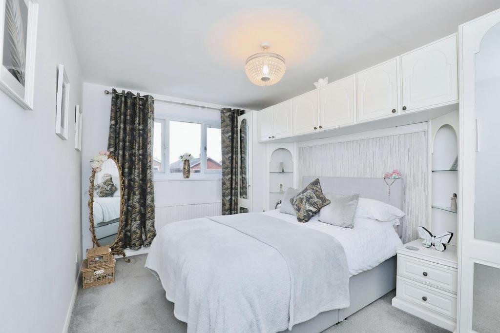Bedroom no.1