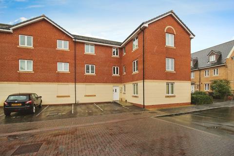 2 bedroom apartment to rent, Padstow Road, Swindon SN2