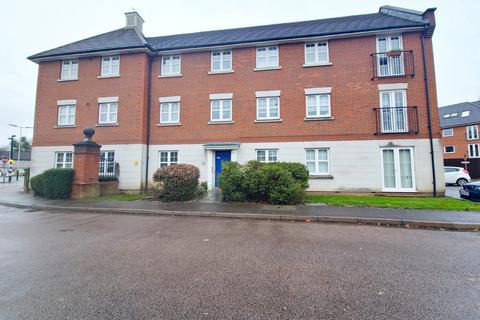 2 bedroom apartment to rent, North Street, Hornchurch, RM11