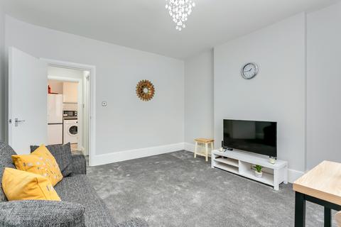 1 bedroom flat for sale, Studland Street, Hammersmith W6