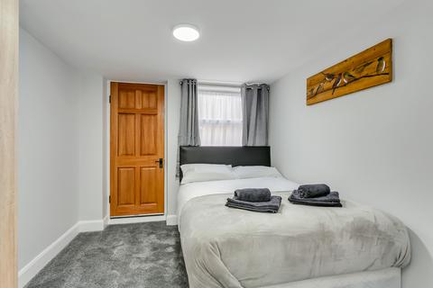 1 bedroom flat for sale, Studland Street, Hammersmith W6