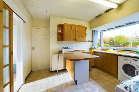 2 bedroom semi-detached bungalow for sale, Capesthorne Road, High Lane, Stockport, SK6