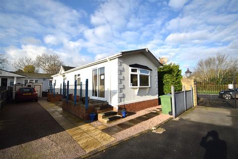 2 bedroom park home for sale, Gloucester Road, Staverton, Cheltenham