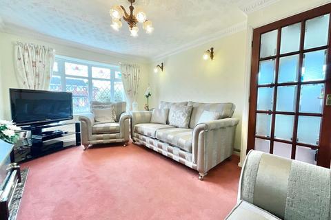 2 bedroom semi-detached bungalow for sale, Tarporley Grove, Stoke-On-Trent, ST4