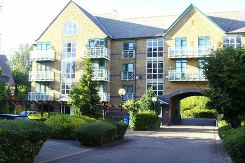 1 bedroom flat to rent, Deauville Court, Eleanor Close, London, SE16