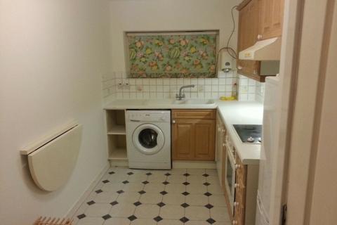 1 bedroom flat to rent, Deauville Court, Eleanor Close, London, SE16