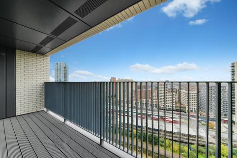 1 bedroom apartment for sale, Corson House, London City Island, London, E14