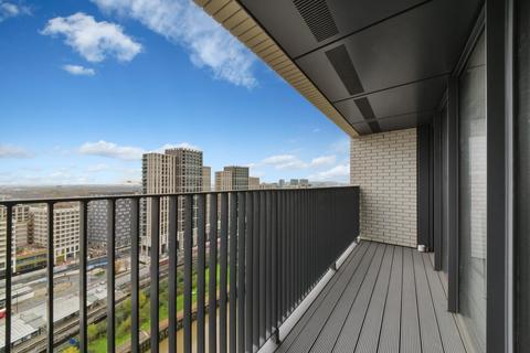 1 bedroom apartment for sale, Corson House, London City Island, London, E14