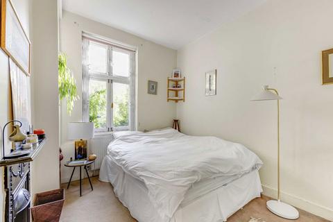 2 bedroom flat for sale, Essendine Road, Maida Vale W9