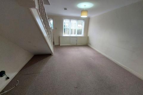 2 bedroom terraced house to rent, Lombardy Rise, Hampshire PO7