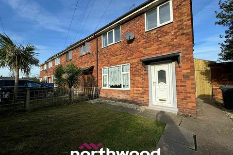 3 bedroom end of terrace house to rent, Alwyn Road, Doncaster DN8