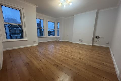 undefined, Hamlet Court Road, SS0