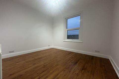undefined, Hamlet Court Road, SS0