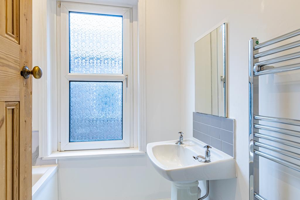 Bathroom1