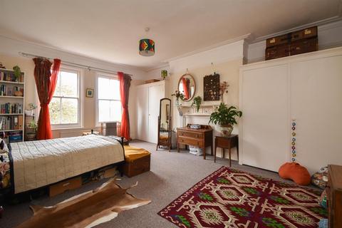 1 bedroom flat for sale, Anglesea Terrace, St. Leonards-On-Sea