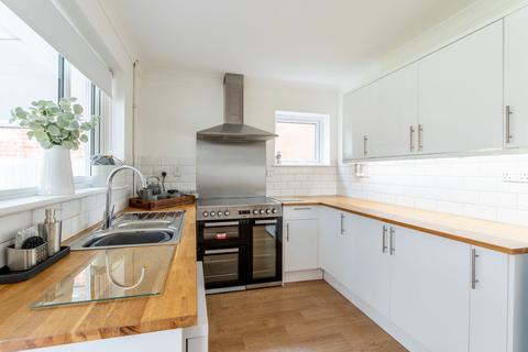 10 Crisp Road, Ellingham, Bungay, NR35 2HA