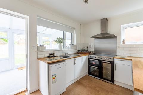 10 Crisp Road, Ellingham, Bungay, NR35 2HA