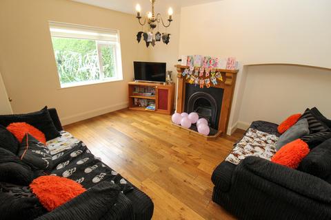 3 bedroom semi-detached house for sale, The Warren, Northampton, NN4