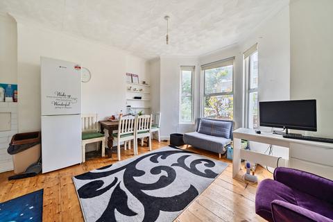 1 bedroom apartment for sale, Eastdown Park, London