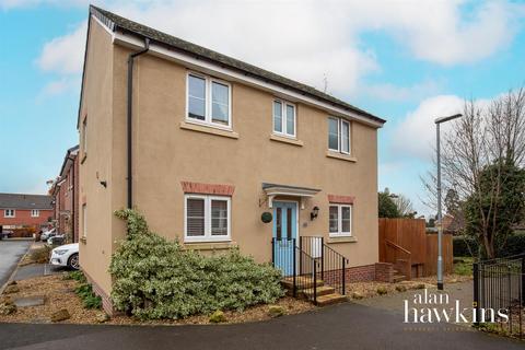 3 bedroom detached house for sale, Buxton Way, Royal Wootton Bassett