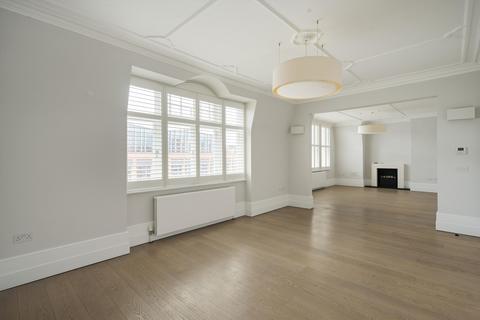 3 bedroom flat to rent, Sloane Street, Knightsbridge, London, SW1X