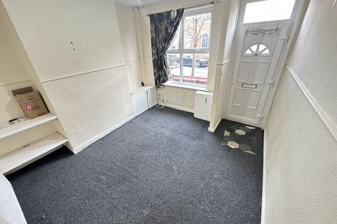 2 bedroom terraced house to rent, Randolph Street, Manchester, M19