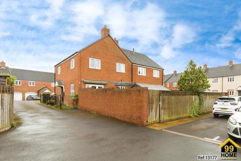 3 bedroom semi-detached house for sale, Barton Field, Gloucester, Stroud, GL2