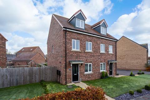 3 bedroom semi-detached house for sale, Oak Close, Boroughbridge