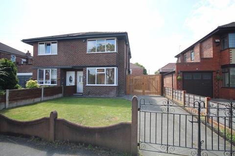 2 bedroom semi-detached house to rent, Audley Avenue, Stretford, M32 9TE