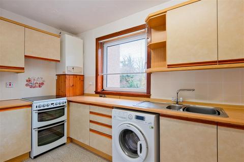 3 bedroom maisonette to rent, Kelvin Gardens, Hamilton