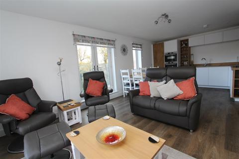 2 bedroom flat to rent, 9 Fairfield Way, Bath Road, Keynsham, Bristol