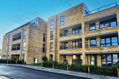 2 bedroom apartment for sale, Oaklands Park, Oaklands House, 2 Littleworth Road, KT10