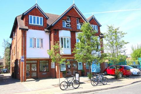 2 bedroom apartment to rent, Station Approach, West Byfleet KT14