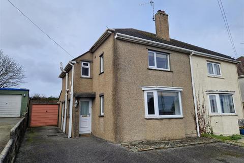 3 bedroom semi-detached house to rent, Sunningdale, Truro